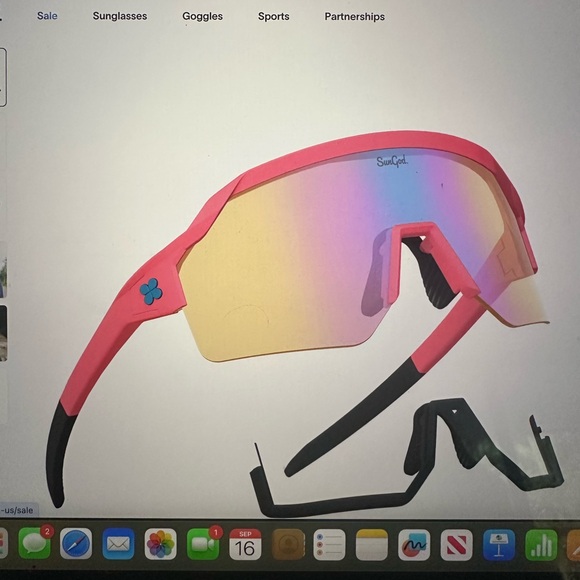 SunGod Vulcan Sunglasses - Picture 1 of 4